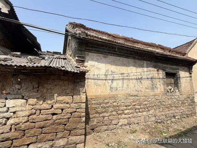 博山石马乡的中石马，留有众多古宅和古庙、古槐