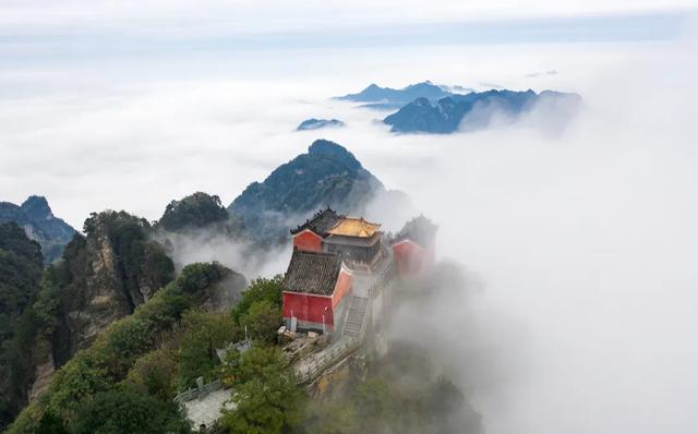 湖北省的这座名山，被誉为“天下第一仙山”, 名气响亮全国