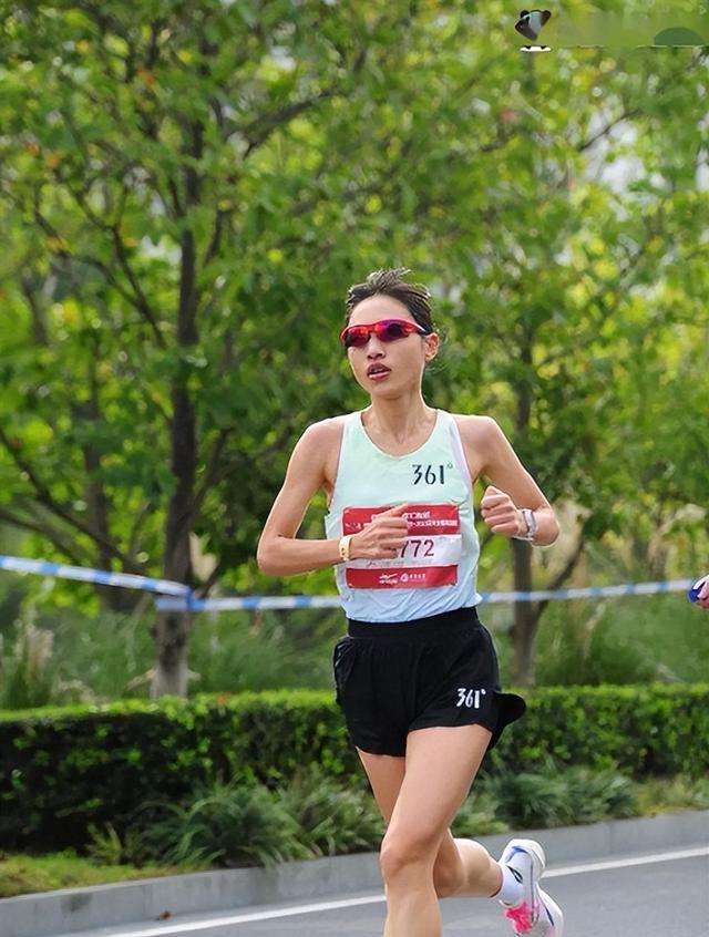 张水华不再回避！公开坦白离职原因，违规处分风波12月就尘埃落定