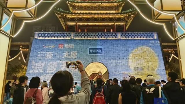“单向输送”升华为“城市对话”，“爱上三亚精彩见面季”创意收官！