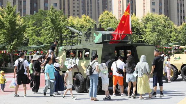 科技馆暑期“卷”疯了！3000万人次打卡新玩法