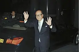 霍家为啥没有跻身香港四大家族？深扒霍英东输给李嘉诚的三场商战图片