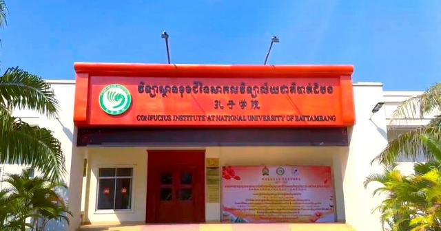 最重视中国阅兵的国家，第一个抵达北京，89岁太后扶光头国王下机