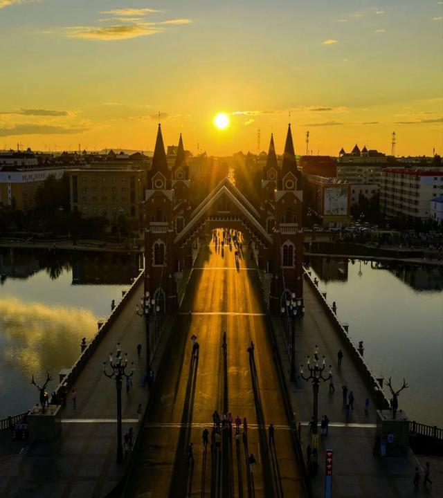 魅力七彩河 新疆布尔津