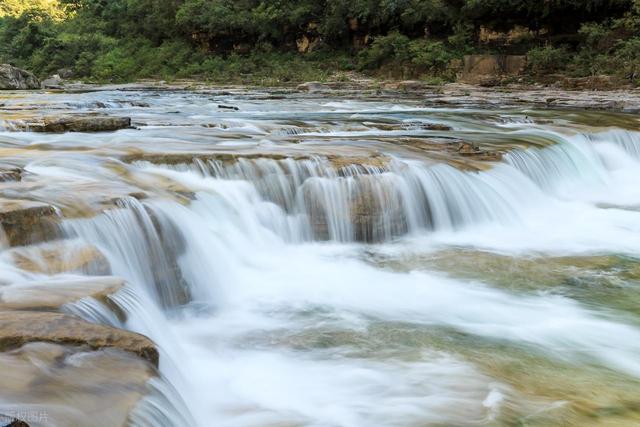 我是北京人	，刚从山西陵川回来，忍不住想说：对陵川的 5 点印象