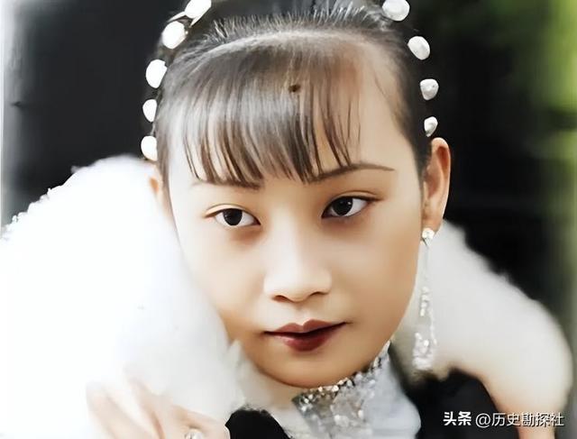 戴笠与胡蝶的真实影像，胡蝶美艳摄人心魄，戴笠面容冷峻不怒自威
