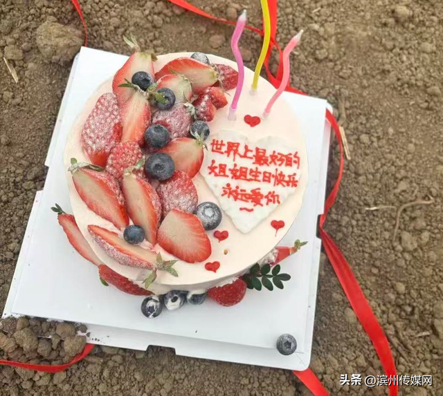 “妻儿三人遭发小入室杀害”案一审当庭宣判：判处崔路路死刑