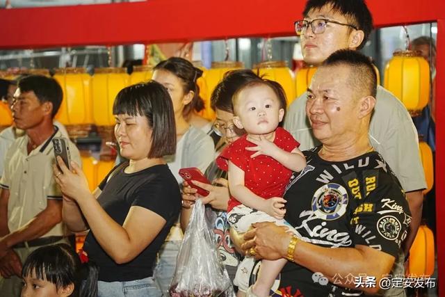 2025定安糟粕醋美食文化周开幕!千人长桌宴+70余项活动开启舌尖狂欢