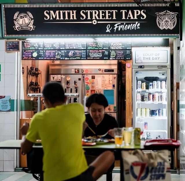 Z世代不看风景只追味道，小吃反客为主，让旅游局集体转向