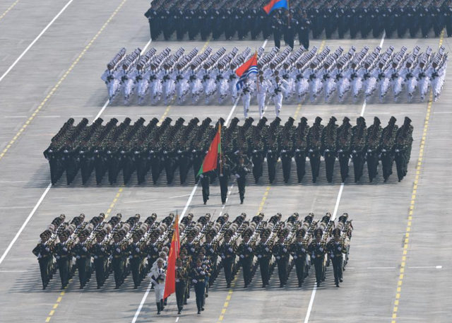 九三阅兵刚结束，这五国表态来了，尤其是新加坡，非常不一般！