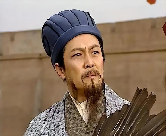 没想到，阅兵结束不到半月	，唐国强因一个举动，再次实现口碑暴涨
