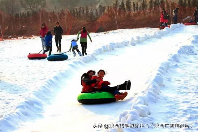 【迎旅发 看鸡西】100元全天畅玩！鑫人合滑雪山庄超全攻略来袭→