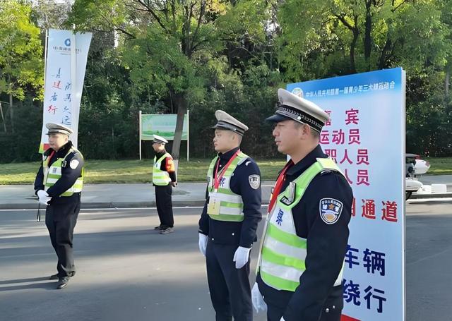 东京奥运亏损500亿，里约奥运亏141亿，那么北京奥运会亏了多少？