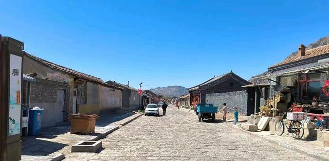 参观游览古代的邮局——河北鸡鸣驿站