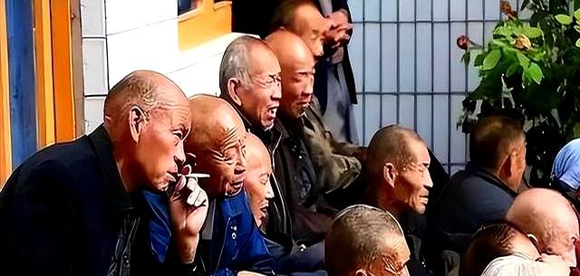 中国将迎人口死亡高峰！22年1041万，23年1100万	，去年死亡多少？