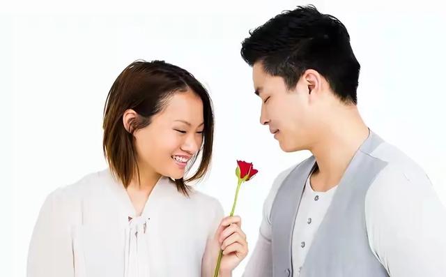 “第一次约会别去咖啡馆！这地方让女生秒回‘下次几点’？”
