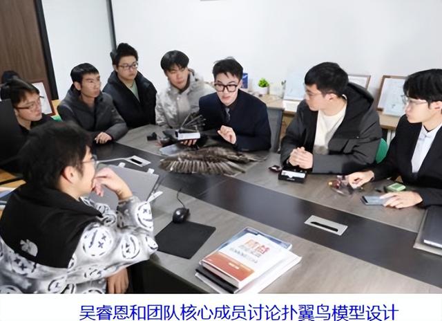 山东济宁机器鸟火了！翼展80厘米抗7级风，能巡田驱鸟还闯火场