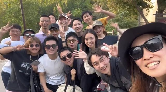 董宇辉成大款，顿顿当老板，留下的YOYO却熬成“废子”令人唏嘘