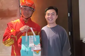 骑手说不愿跑京东外卖，因为一次只能接4单，其它平台可以十几单图片