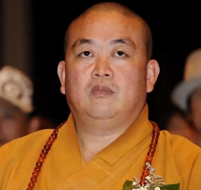 李湘不再隐瞒！公开与释永信真实关系，亲密照真相终于水落石出！