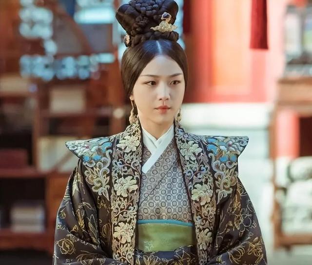 从东宫良配到两朝太后：孝恭章皇后孙氏的宫廷传奇