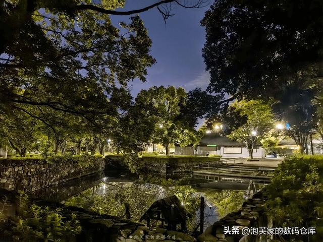 非凡价格 非凡体验 华为Mate XT体验 2万块和Z Fold6打的有来有回