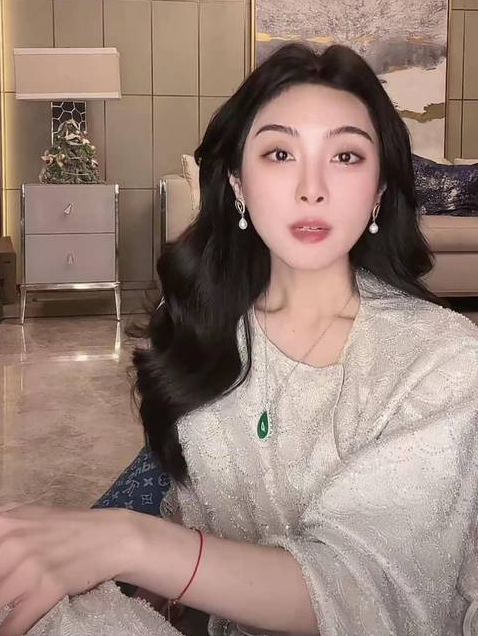 “买英国精子生3娃”的山东女人，7年后现状曝光：她后悔了吗？