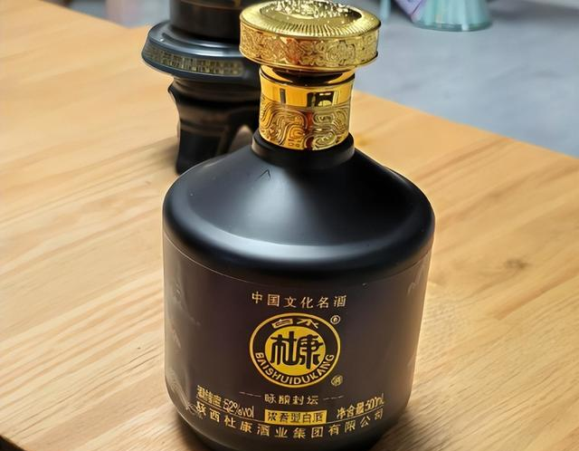 陕西五朵金花，几乎人人都说西凤酒，为啥其它4瓶却很少见？