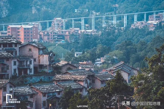 8月出发正好！这条不挑车型的清凉秘境线，引起极度舒适！