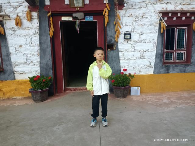 川西小环线之丹巴至康定,途径折多山