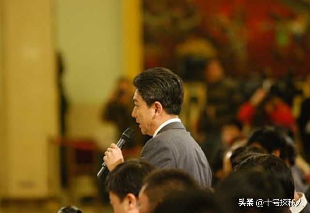 被央视开除、全家移民、抛妻弃女，水均益身上的标签哪个是真的？