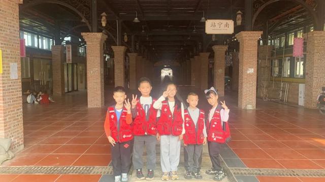 穿越时光 邂逅铁路文化‖八桂小记者探访南铁记忆铁路主题公园