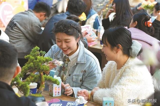 厢遇活动回顾丨一起走过都是同路人 渝中区轻徒步联谊活动妙哉