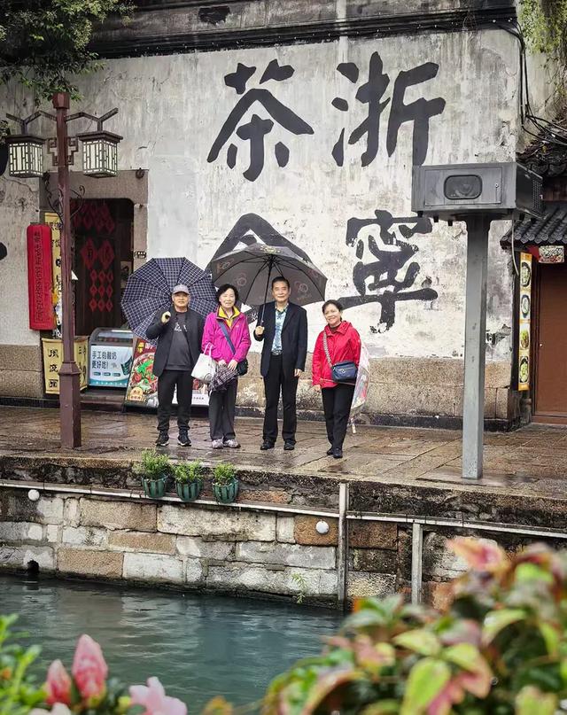 相约在湖州,相聚在梦萦——记原福空医院老战友2025年湖州行