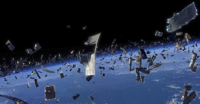 当太空垃圾敲响警钟，神舟20号意外受损背后的太空轨道危机