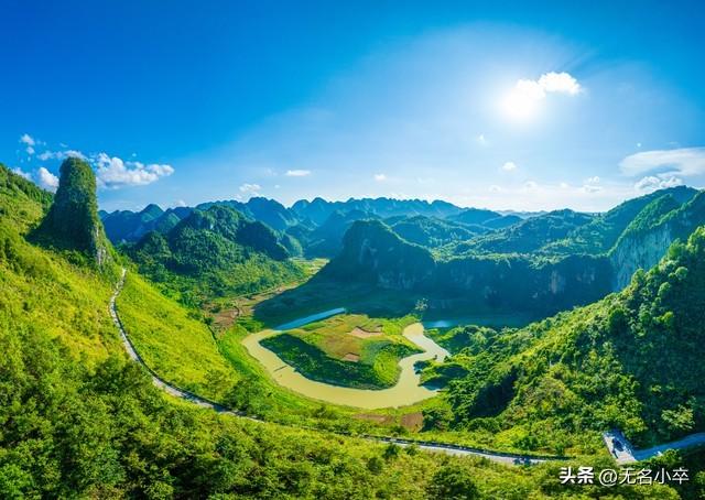 广西桂林和河池都去过，说句实话，两者一对比，我更喜欢河池