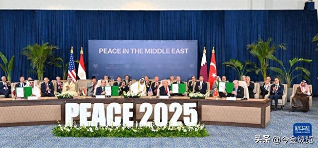 特朗普"羞辱"马克龙：C位之争，总统变观众！法国议员神补刀！