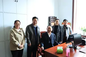 医大师唐祖宣莅临长治市中医研究所附属医院参观指导图片