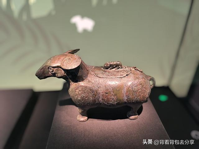 中国最大的青铜器博物馆•宝鸡，馆藏国宝级文物-何尊