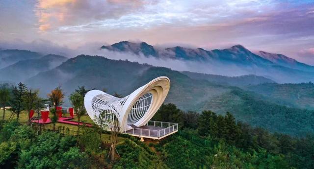 高铁站都“会比心”了？就在淄博！