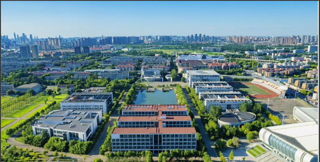 祖坟冒烟了！湖南两位少女已失联10天，被成功拦截在越南，命真大