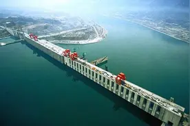 三峡大坝耗资高达两千亿，现在18年过去了，到底带来多少利润？图片