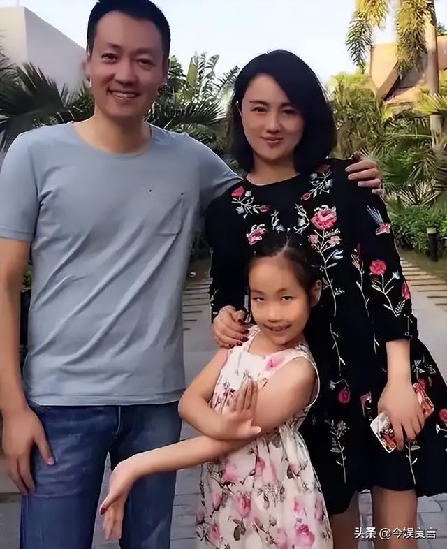 辛柏青丧妻刚满100天，恶心的事就发生了，被撮合娶马伊琍引争议