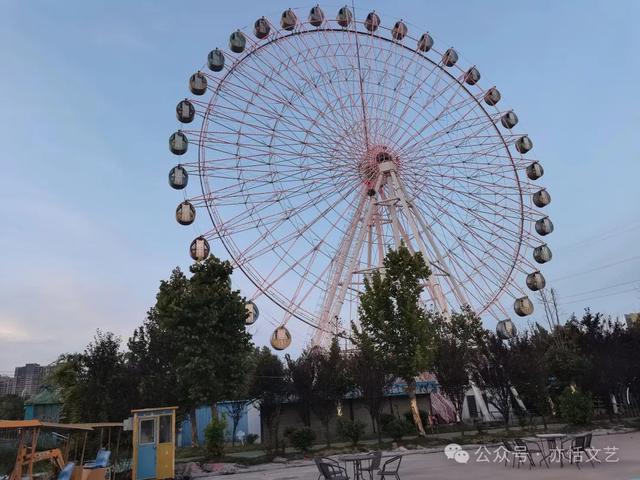 快乐王国的快乐小公主