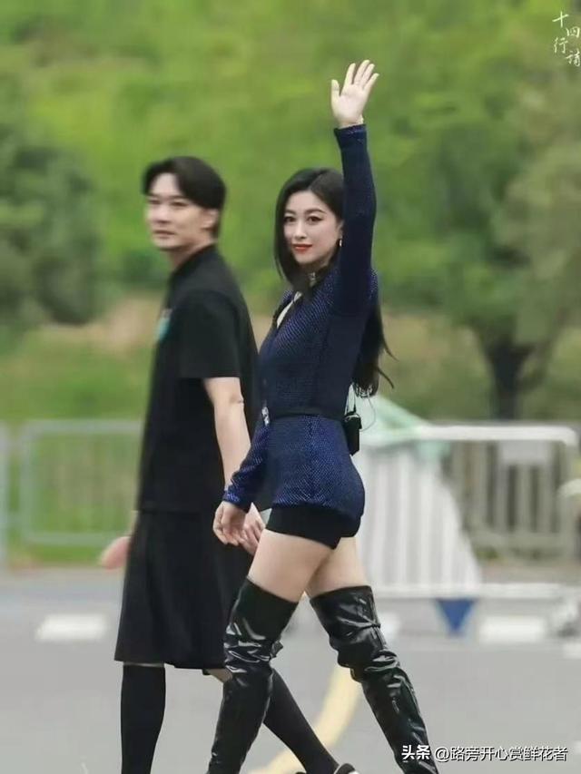 朱珠那双鞋，头一遭见着。