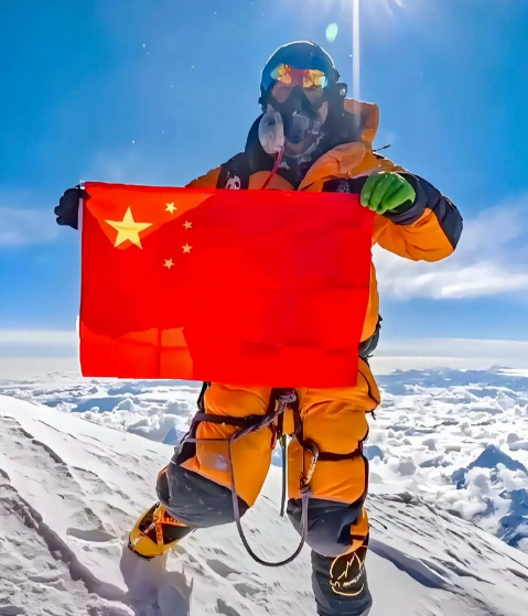 8848.86米不是终点！中国装备守护的不只是高度，更是心中的信仰