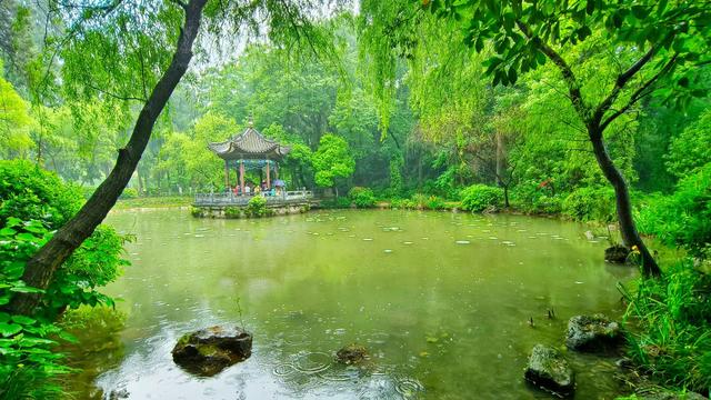 【丝路文苑】王韬｜暮春飞雨襄阳行