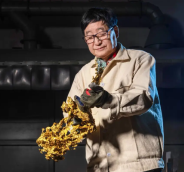 02年浙江男子得知铜价从3万涨到8万，囤铜125吨。随后做了一件事