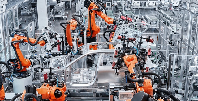 特朗普向全球发出通牒：180天内准备对中国动手，不帮忙就加税