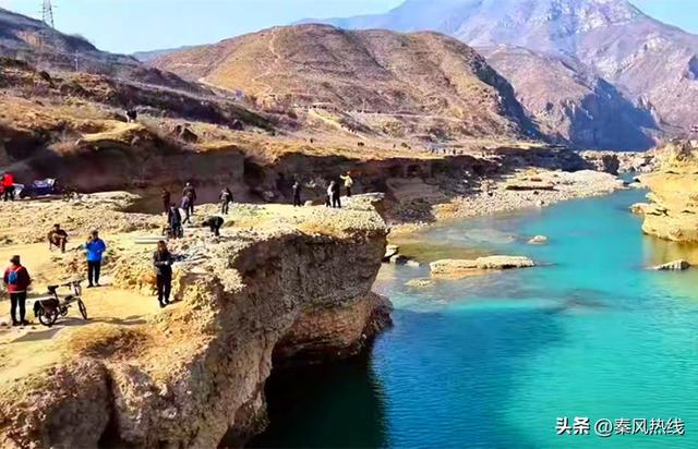 礼泉县湾里村:千年河道惊现奇特景观 一朝爆火引来亿级流量